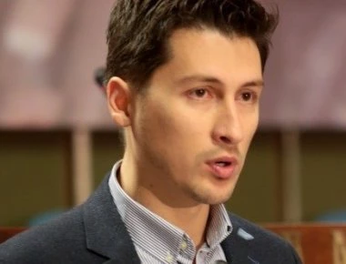 ΚΙΝΑΛ: «Θεσμικές εκτροπές και παρακρατικές λειτουργίες από την κυβέρνηση»